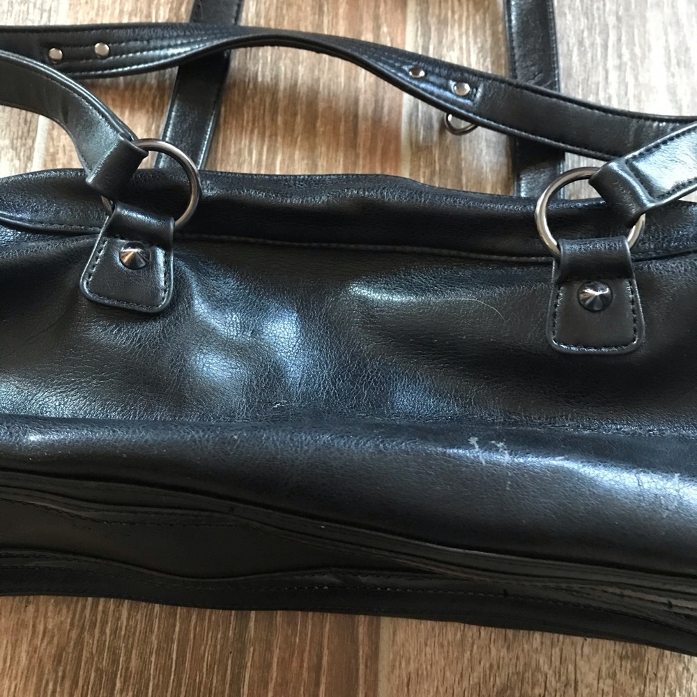 Vintage Guess shoulder bag black with chains - Picture 4 of 6